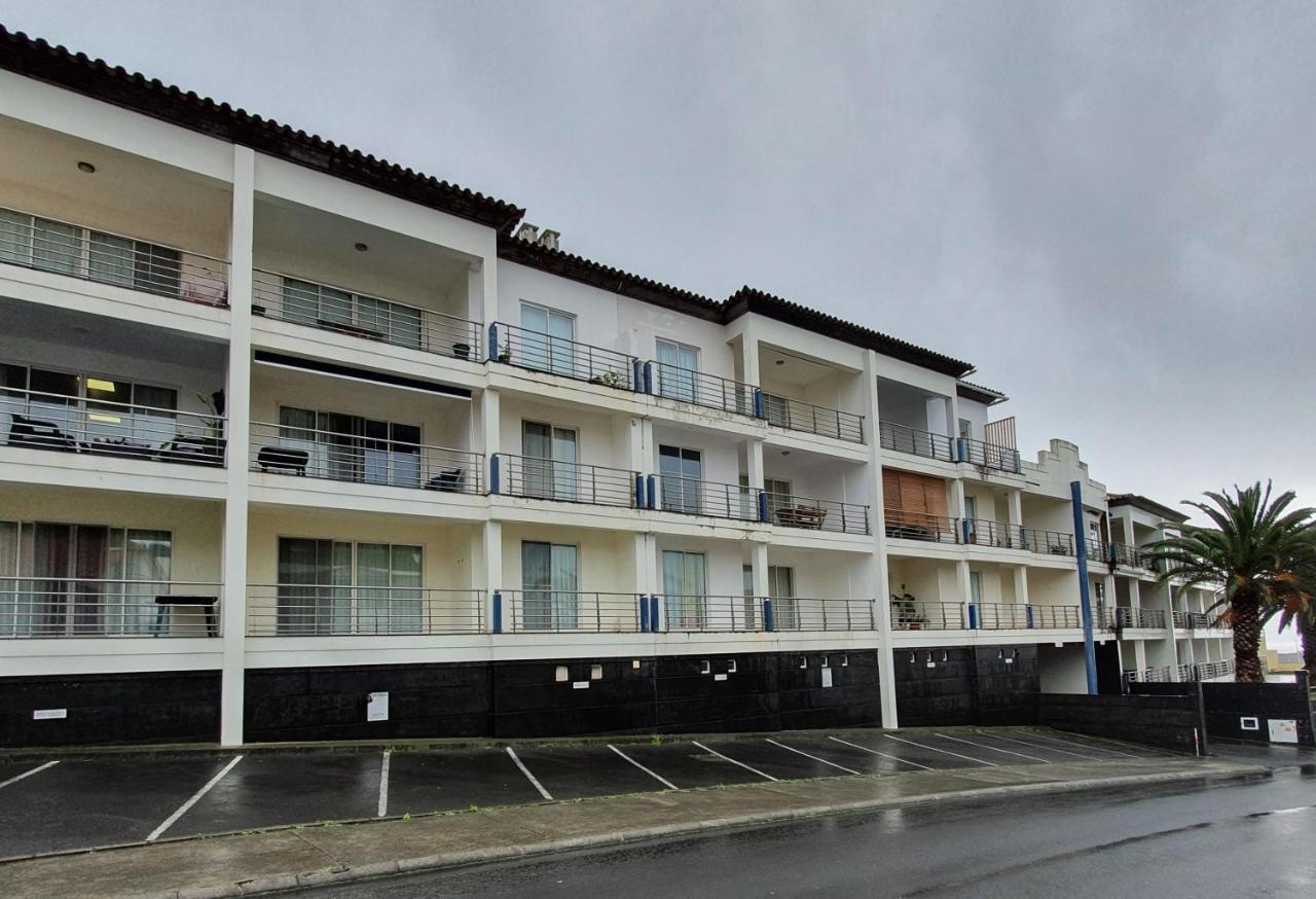 Black'Nyellow Place Vila Franca do Campo Exterior foto