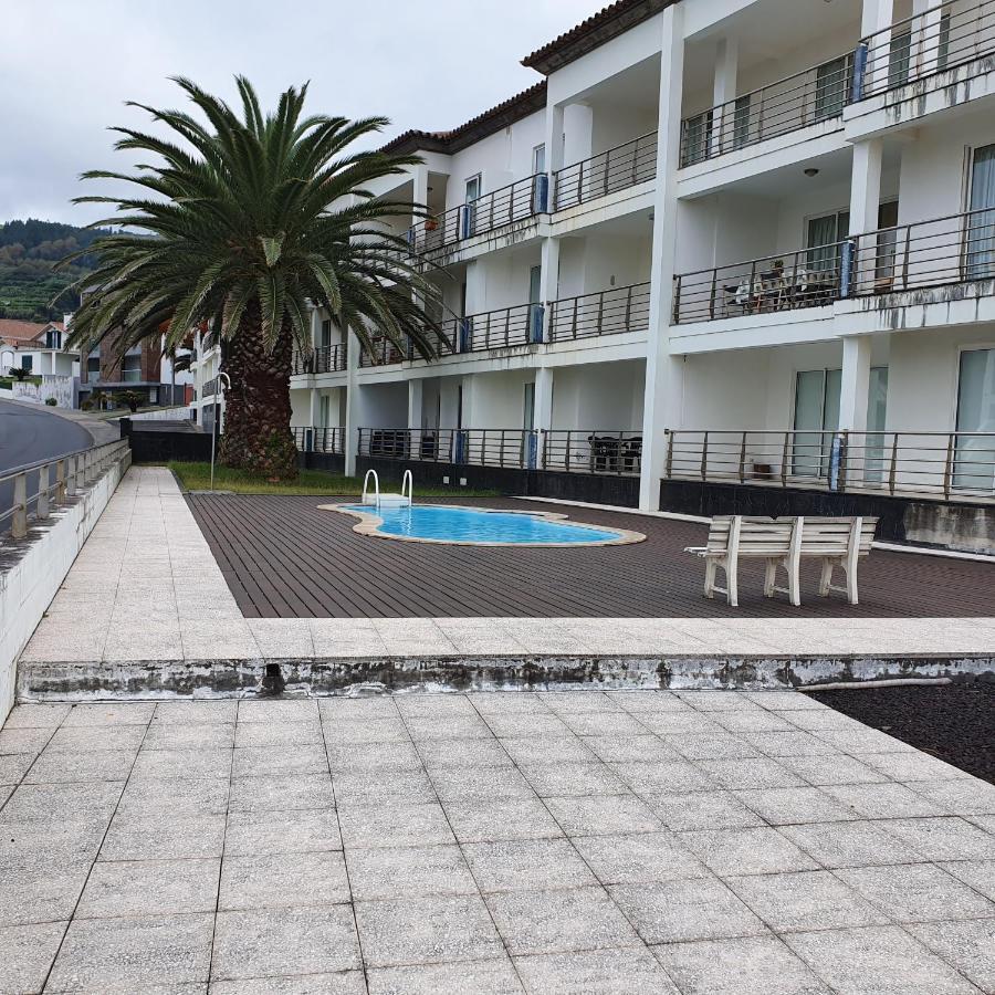 Black'Nyellow Place Vila Franca do Campo Exterior foto